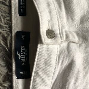 White Hollister low-rise shorts
